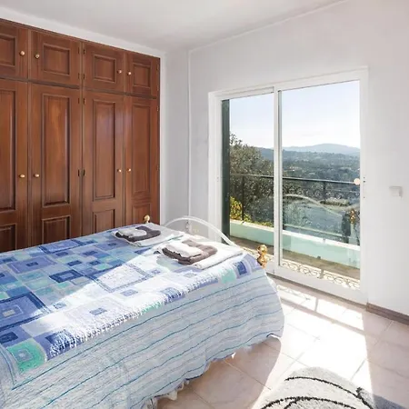 Amazing In S,bras De Alportel With Kitchen * Almargens