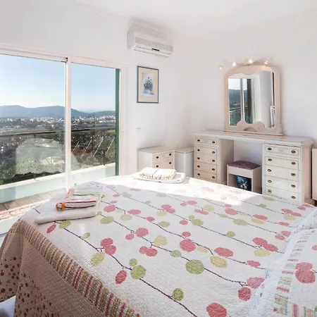 Holiday home Amazing In S,bras De Alportel With Kitchen *